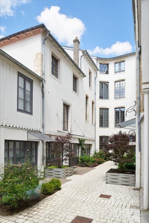 Hotel De Guise, Exterior