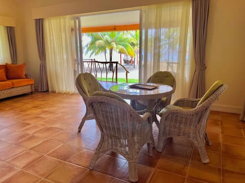 Coco Grove Beach Resort, Room