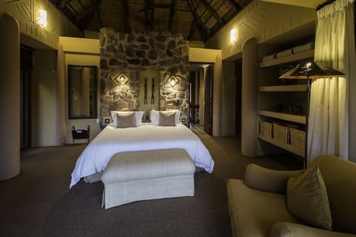 Ekuthuleni Lodge, Room