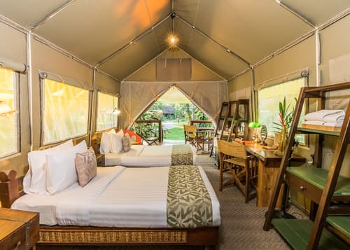 Hintok River Camp at Hellfire Pass, Room