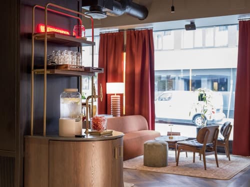 Radisson RED Oslo City Centre, A Verified Net Zero Hotel, Reception