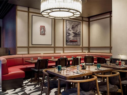 Radisson RED Oslo City Centre, A Verified Net Zero Hotel, Breakfast area