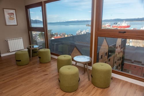 Albatros Hotel, Lobby sitting area