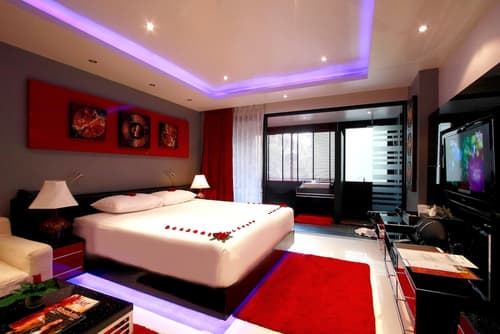 Absolute Bangla Suites, Room