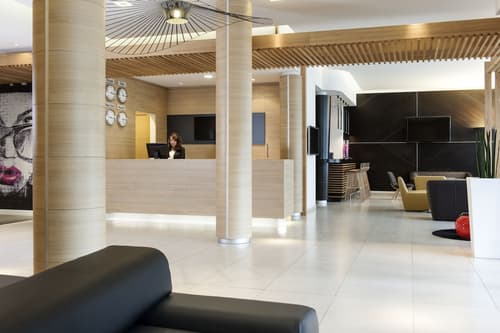 Novotel Brussels Centre Midi Station, Check-in/check-out kiosk