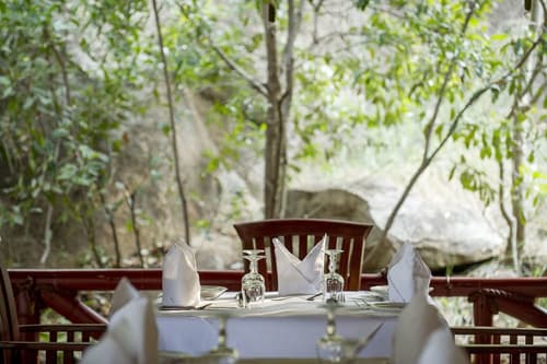 Mbuzi Mawe Serena Camp, Couples dining