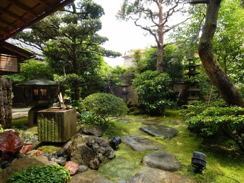 Kinjohro Kanazawa, Garden