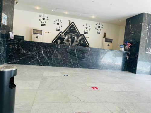 Aracan Pyramids Hotel, Reception