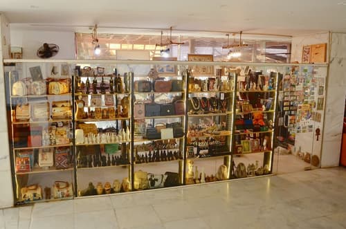 Aracan Pyramids Hotel, Exterior