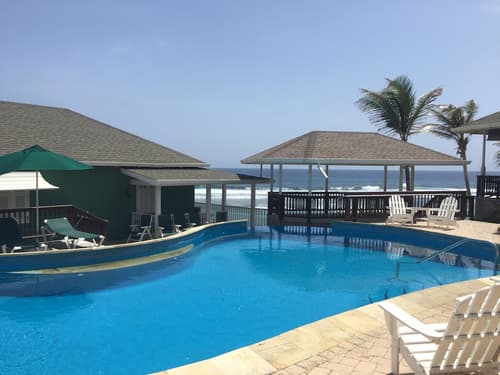 Atlantis Historic Inn, Pool