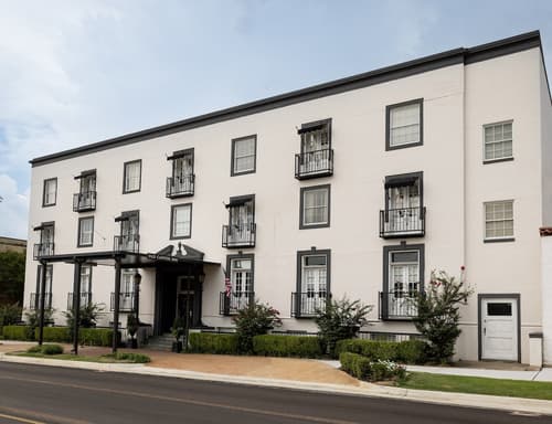 Old Capitol Inn, Primary image