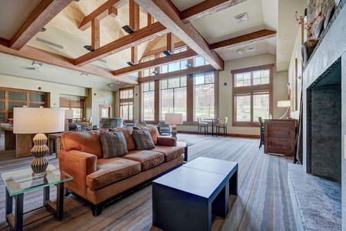 One Ski Hill Place, A RockResort, Lobby