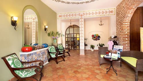 Guaycura Boutique Hotel Beach Club & Spa, Interior entrance