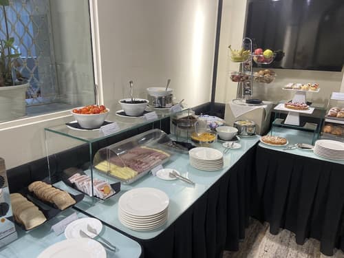 Romano House, Breakfast buffet