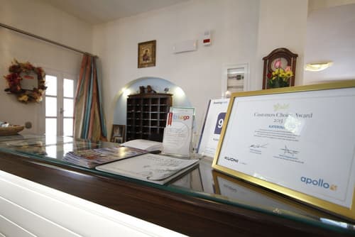 Hotel Katerina, Check-in/check-out kiosk