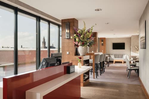 Hilton The Hague, Reception