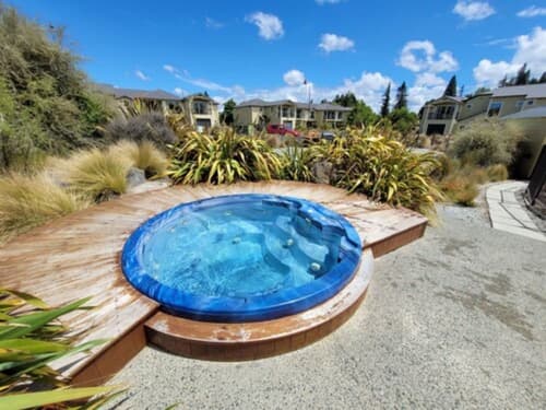 Mantra Lake Tekapo, Outdoor spa tub