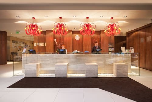 Tallink Hotel Riga, Reception