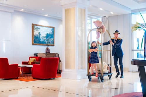 Relais Spa Val d'Europe, Reception