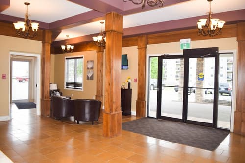 Canadas Best Value Inn & Suites Charlottetown, Lobby