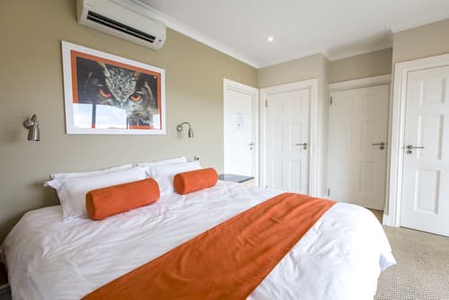 Orange Inn Knysna, Room