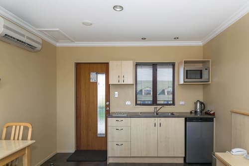 Blenheim Spa Motor Lodge, Room