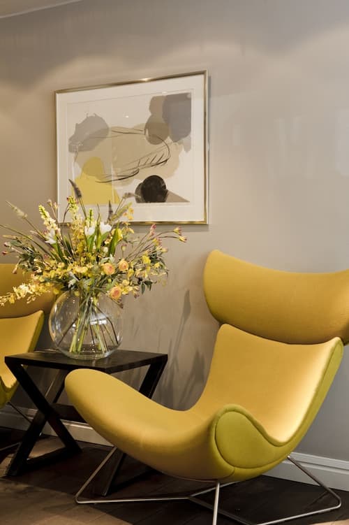 Hotel Fabian, Lobby sitting area