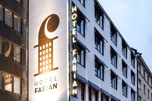 Hotel Fabian, Primary image