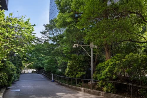 Toshi Center Hotel Tokyo, Courtyard