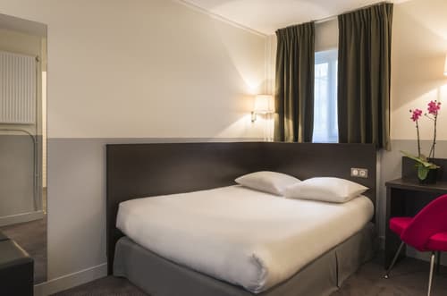 Hôtel des Ecrivains, Room