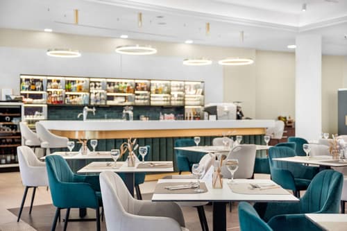 Corso Hotel Pécs, Restaurant