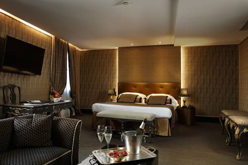 Aqua Palace Hotel, Room