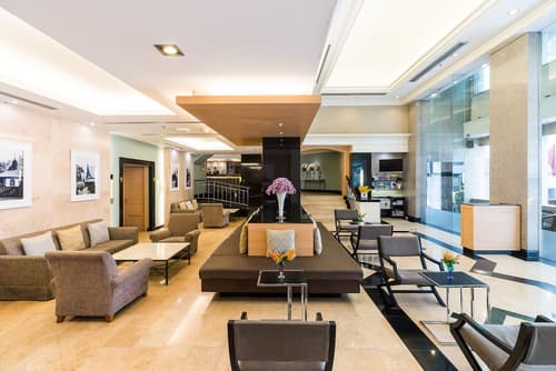 Evergreen Place Siam by UHG, Lobby