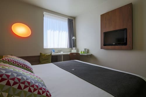 Campanile Carcassonne Est La Cite, Room