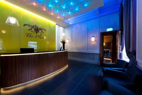 The Place, Reception