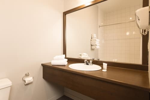 Hôtel du Nord, Room