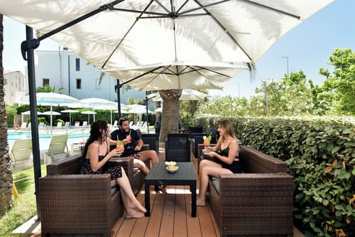 Hotel Florida, Lobby lounge