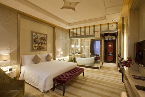 Chateau Star River Pudong Shanghai, Room