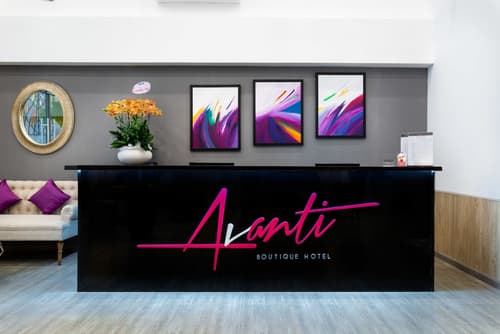 Avanti Boutique, Reception