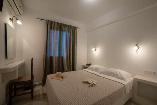 Aphrodite Hotel & Apartments, Room