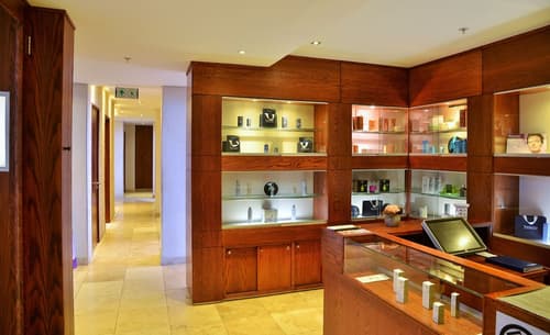 Premier Hotel OR Tambo, Spa