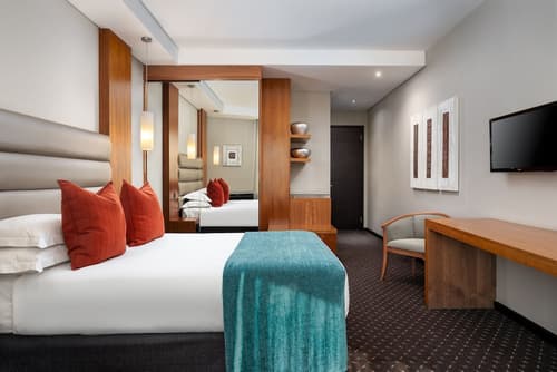 Premier Hotel OR Tambo, Room