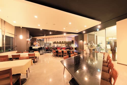 Richmond Hotel Narita, Restaurant