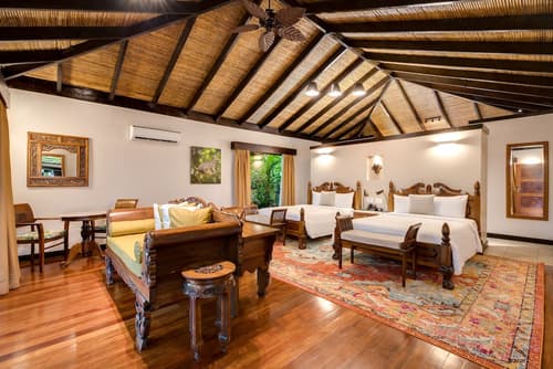 Hideaway Rio Celeste, Room