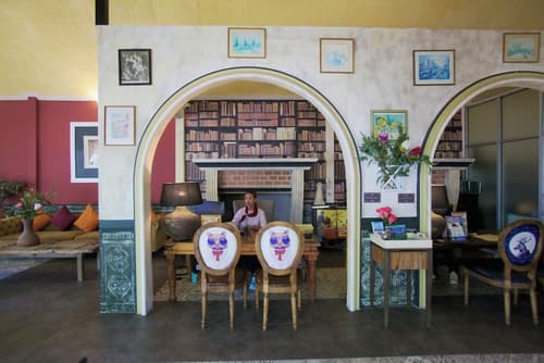 Milky Bay Resort, Reception