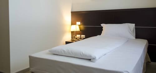 Green Garden Resort, Room