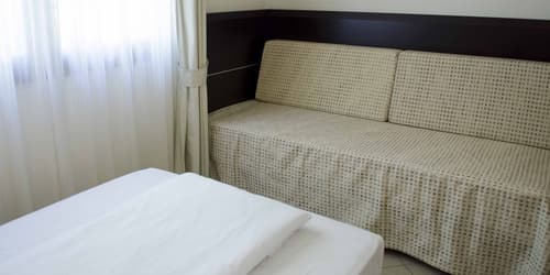 Green Garden Resort, Room