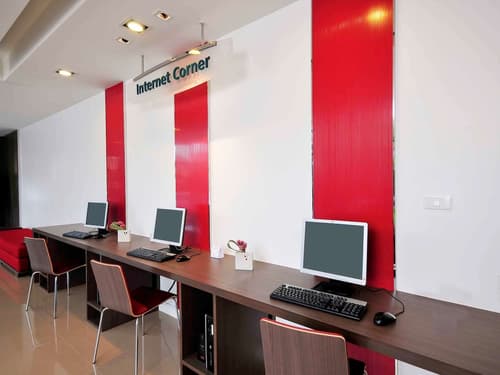 ibis Bangkok Riverside, Lobby