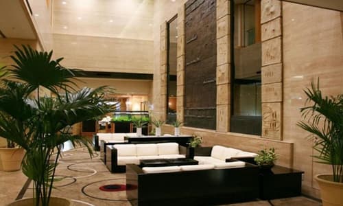 Nagoya Garden Palace, Lobby