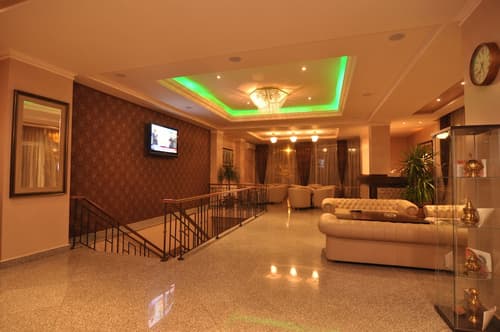 Hotel Megalos, Reception